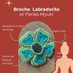 Broche Labradorite et perles de myuki- fleur
